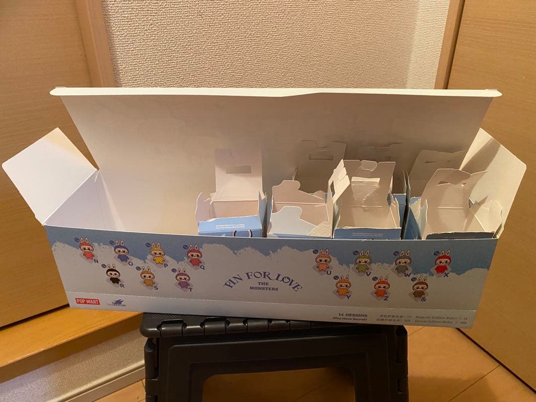 POPMARTラブブ PIN FOR LOVEイニシャル7個まとめて最終値下げ。