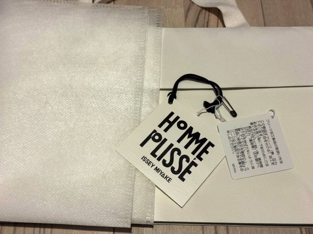 HOMME PLISSE ISSEY MIYAKE BASIC Tシャツ