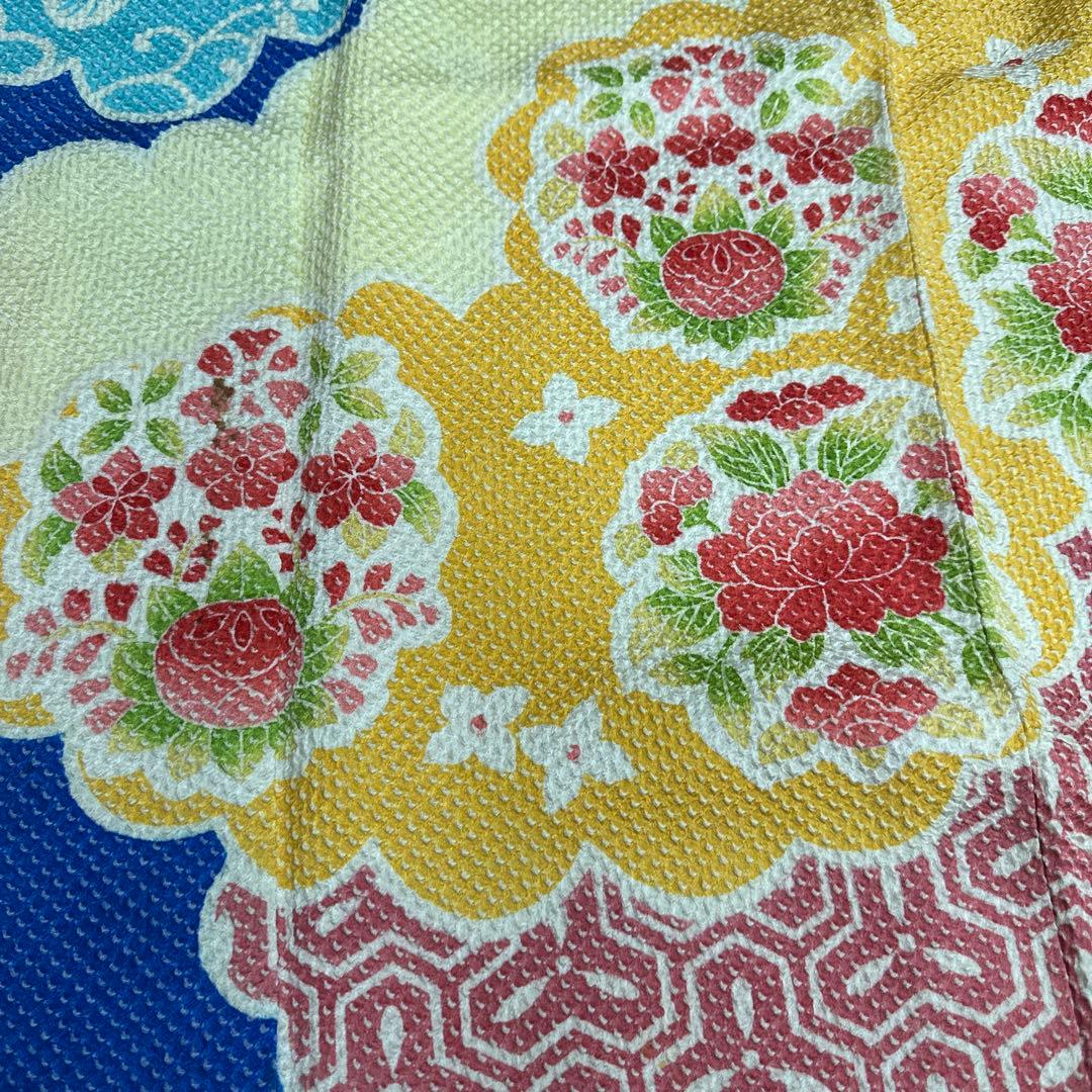 藤娘きぬたや 青地雲取り 総絞り 振袖　花唐草