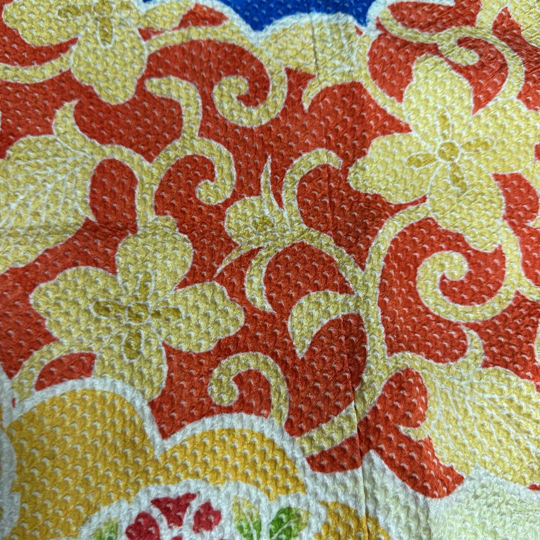 藤娘きぬたや 青地雲取り 総絞り 振袖　花唐草