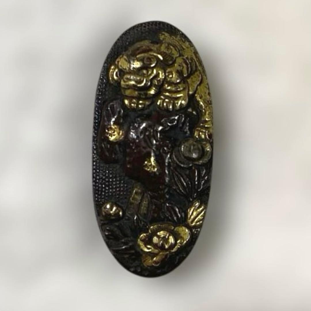 B-46 縁頭　金象嵌　武具　刀装具　時代物　アンティーク　美術品　工芸品