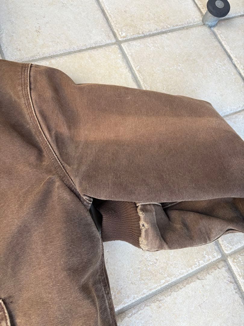 Carhartt アクティブジャケット　ダッグパーカー　　　ショート丈