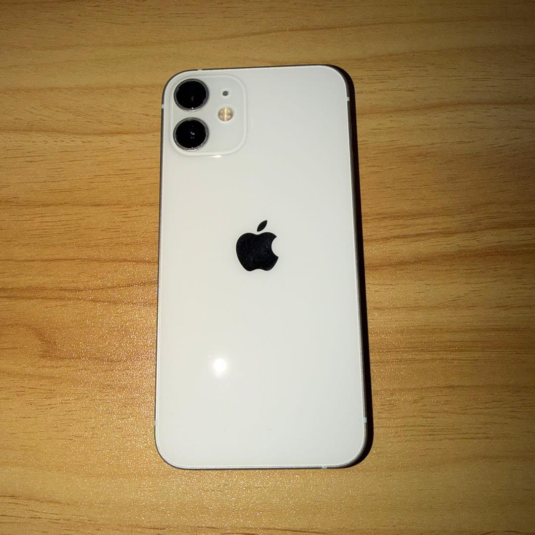iPhone12 miniホワイト