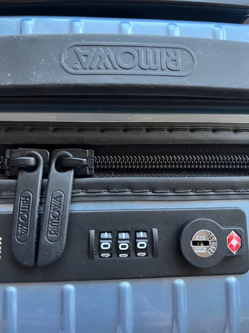 極美品　リモワ スーツケース　サルサエアー 33L TSAロック アイスブルー