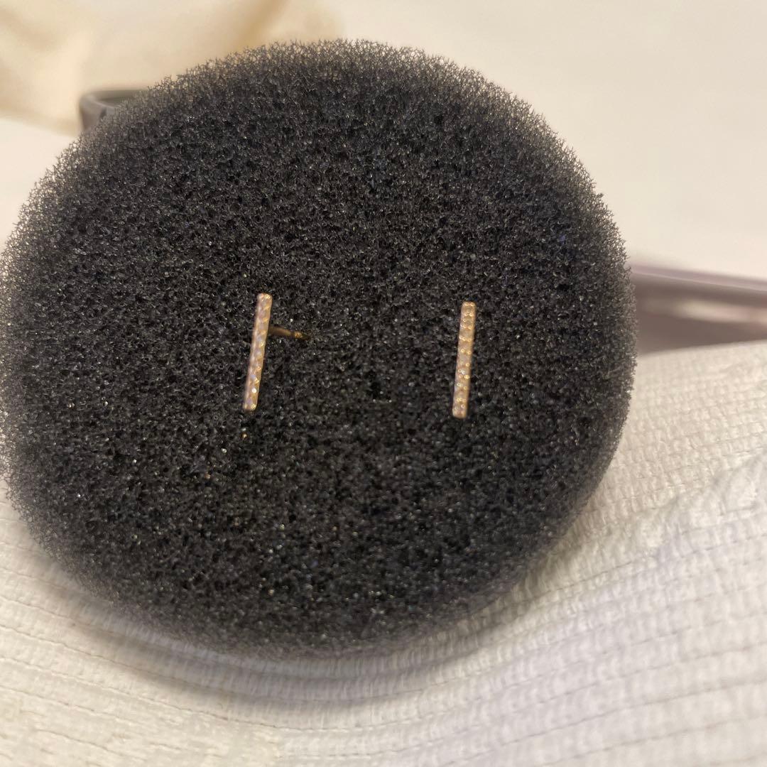 Lilas リラ ダイヤ10mmバーピアス K10