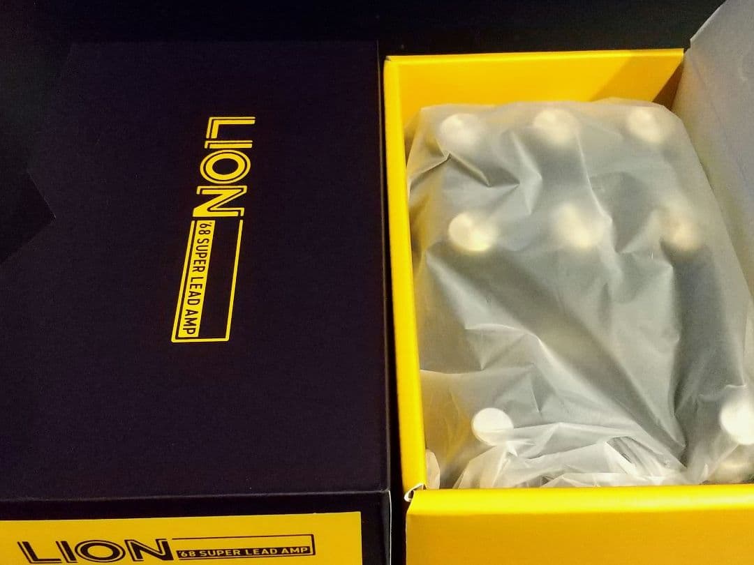 UAFX LION 68 SUPER LEAD AMP ギターエフェクター