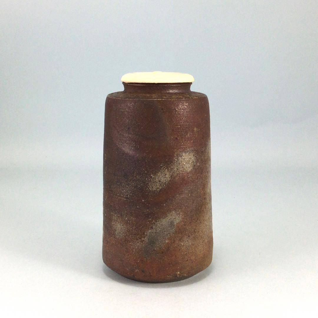 市野信水　丹波肩衝茶入　尋牛斎久田宗也箱　銘好日　仕服二つ入　表千家