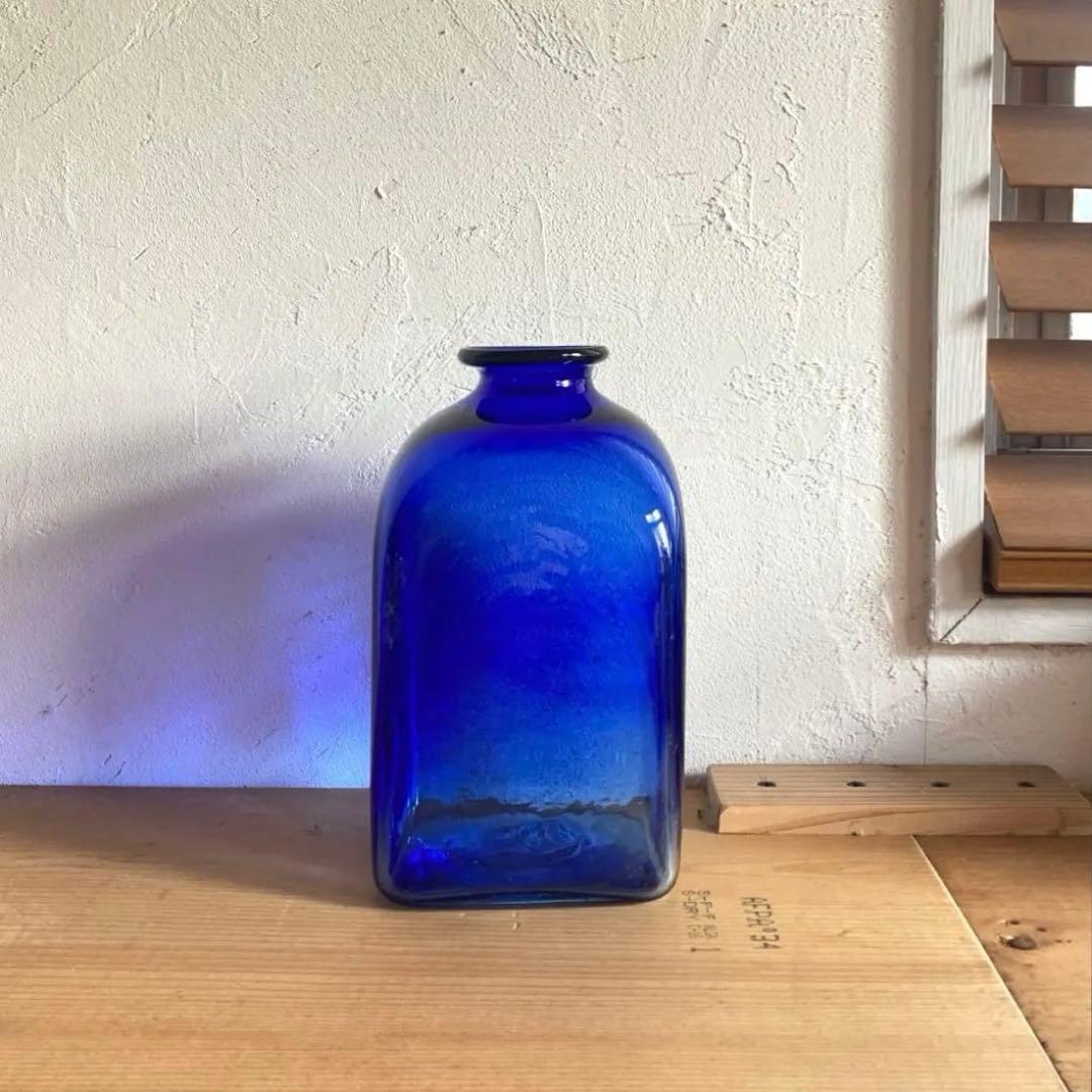 倉敷ガラス 小谷真三　花瓶　小谷ブルー　ビンテージ