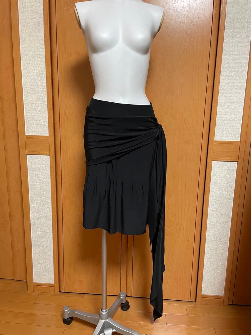 CHANEL シャネル　ビンテージ　黒 フレアスカート ひざ丈 ラップスタイル