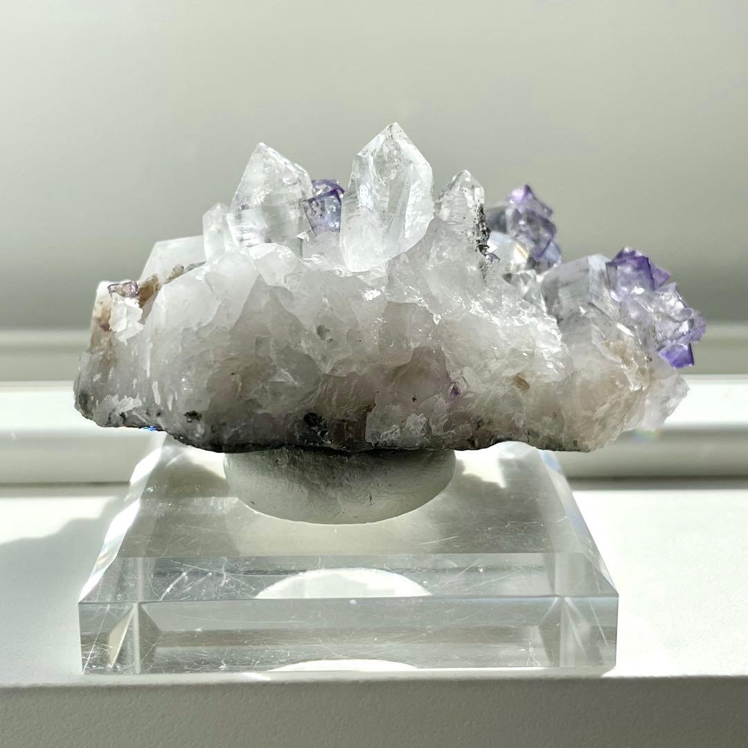 ヤオガンシャン産 フローライト/水晶 鉱物標本