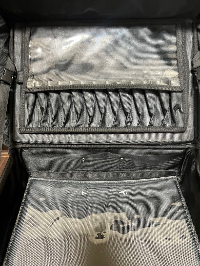 アーティストキャリア　　メイクボックス