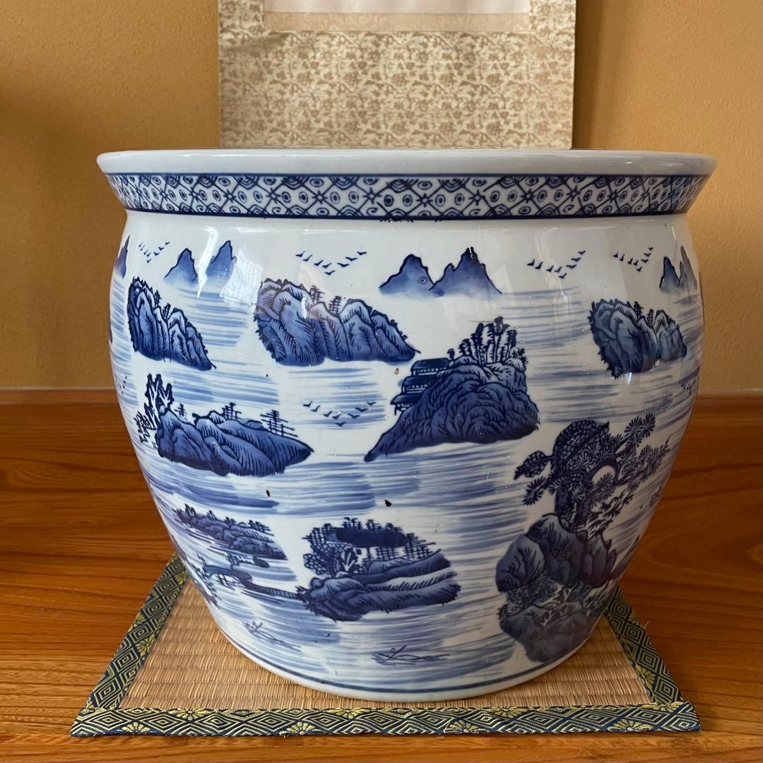 染付 山水図 火鉢 陶器 メダカ鉢 金魚鉢 睡蓮鉢 骨董品