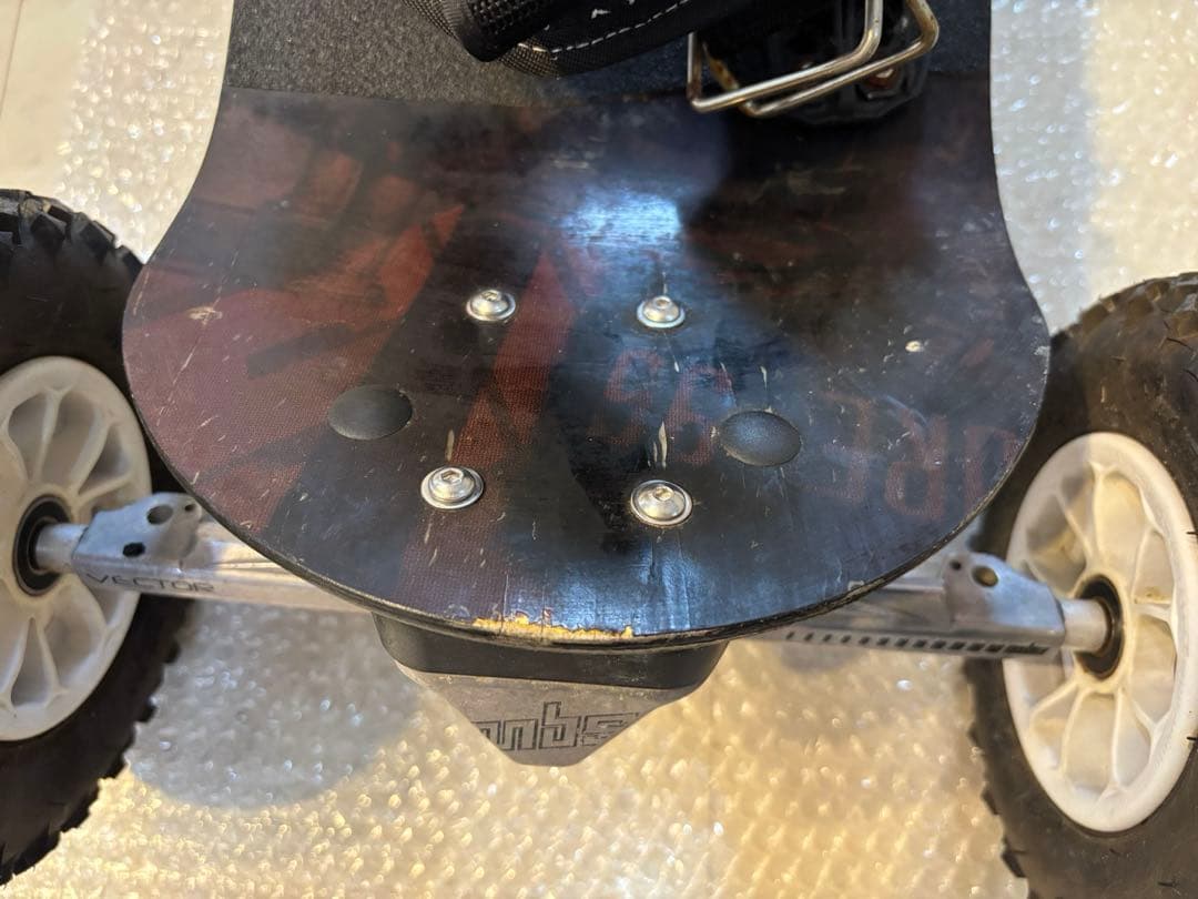 マウンテンボード MBS CORE95（タイヤ１つジャンク）