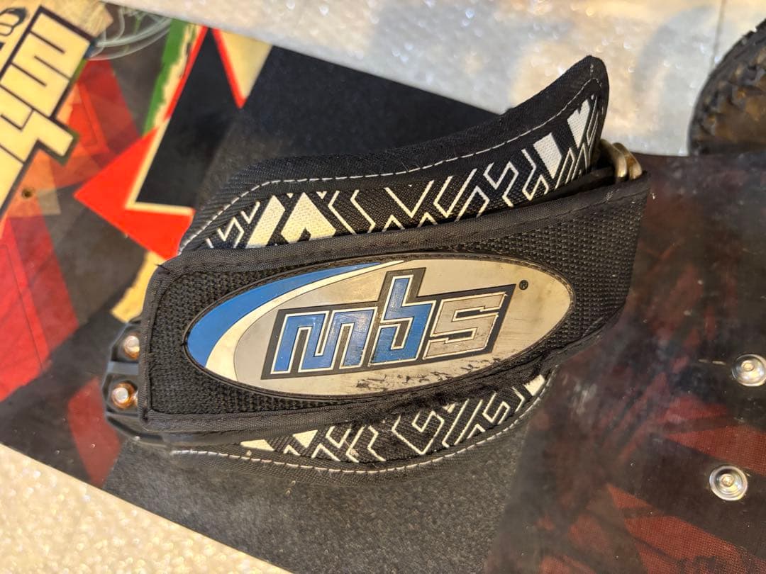 マウンテンボード MBS CORE95（タイヤ１つジャンク）