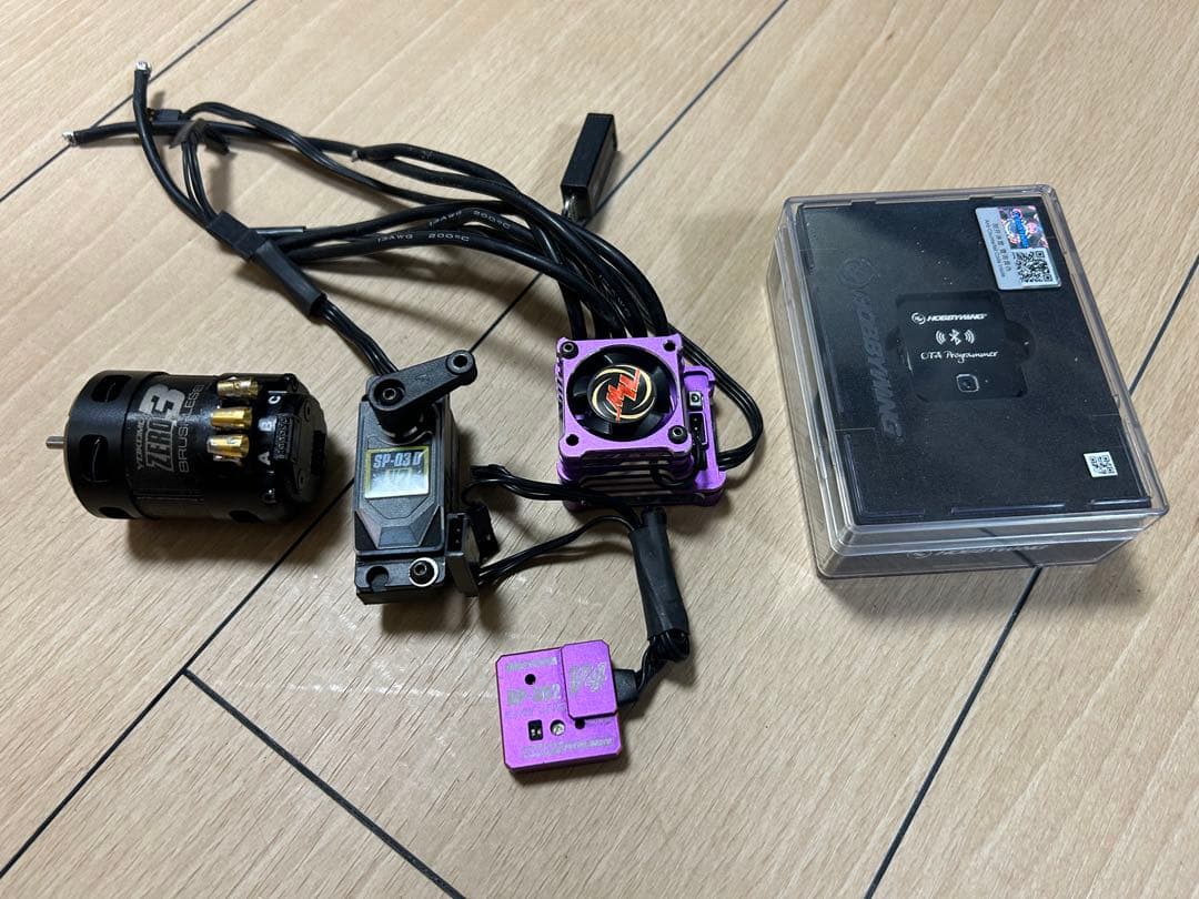 ドリラジ　ESC hobbywing ヨコモSPー03DV2 ジャイロV4