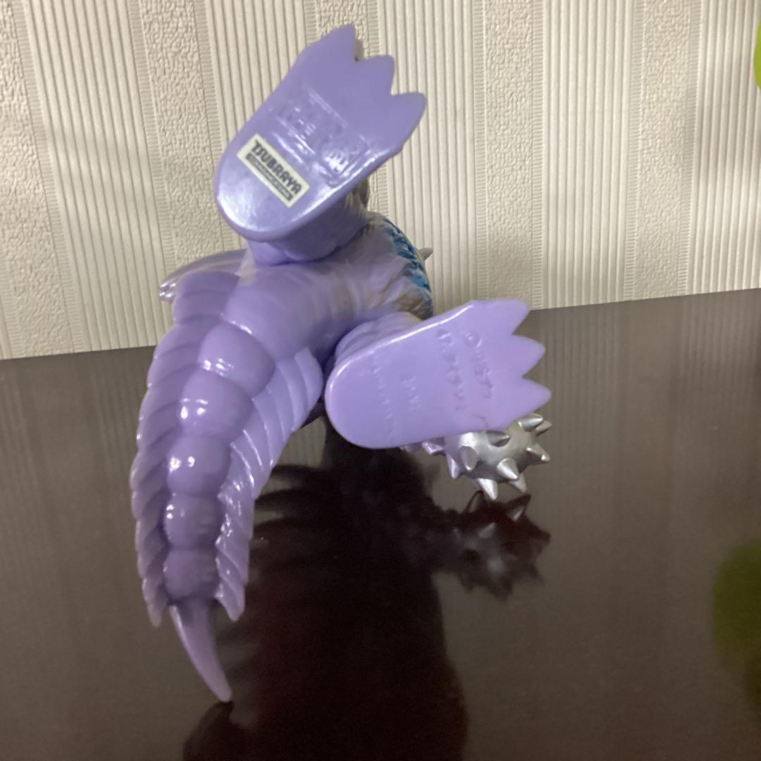 円谷コミュニケーションズ版　怪獣郷　タイラント　袋なし美品