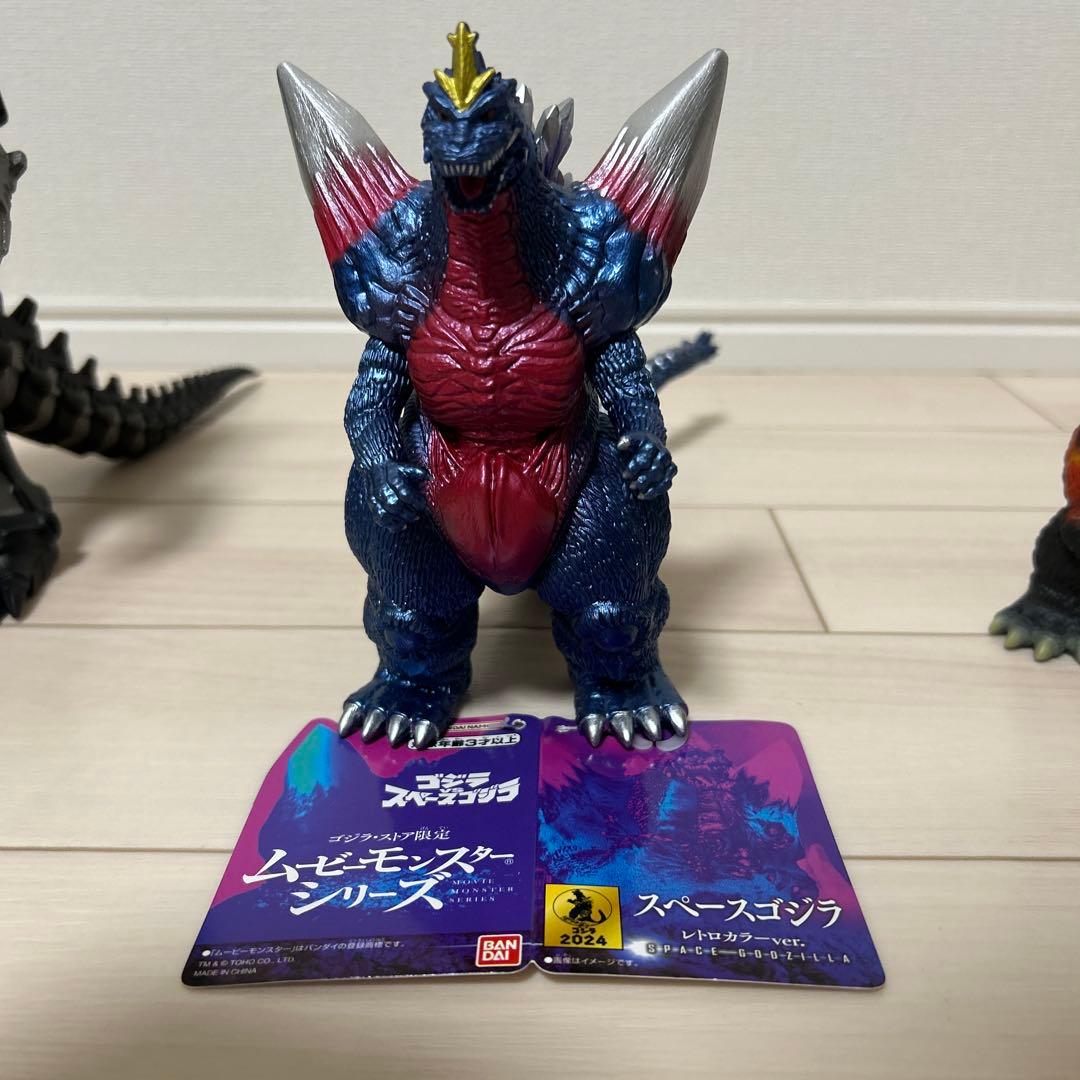 ムービーモンスターシリーズ　デスゴジ　キングギドラ　機龍　スペゴジ　5体セット