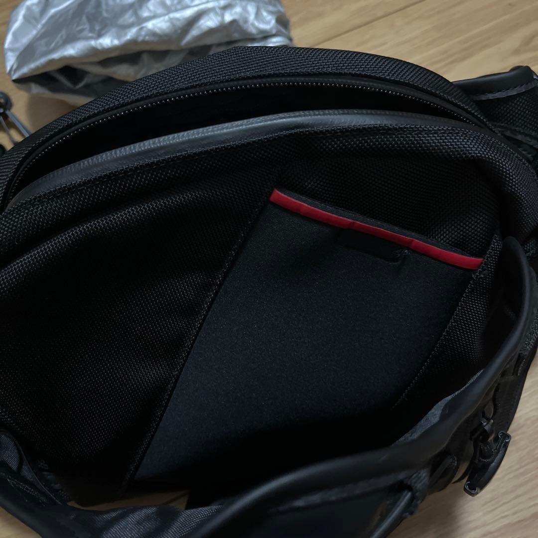 美品　KUSHITANI クシタニ ヒップバッグ