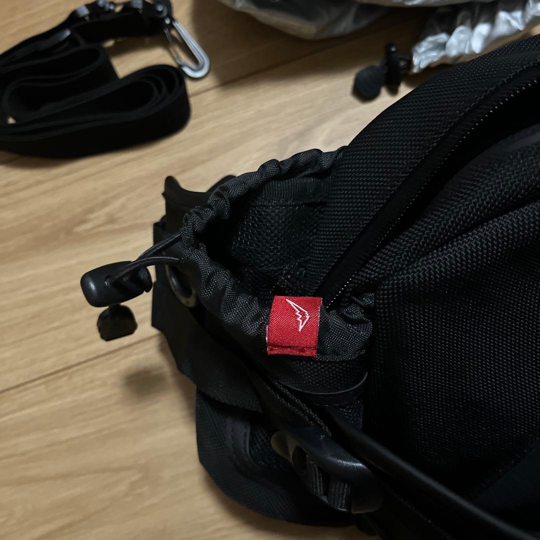 美品　KUSHITANI クシタニ ヒップバッグ