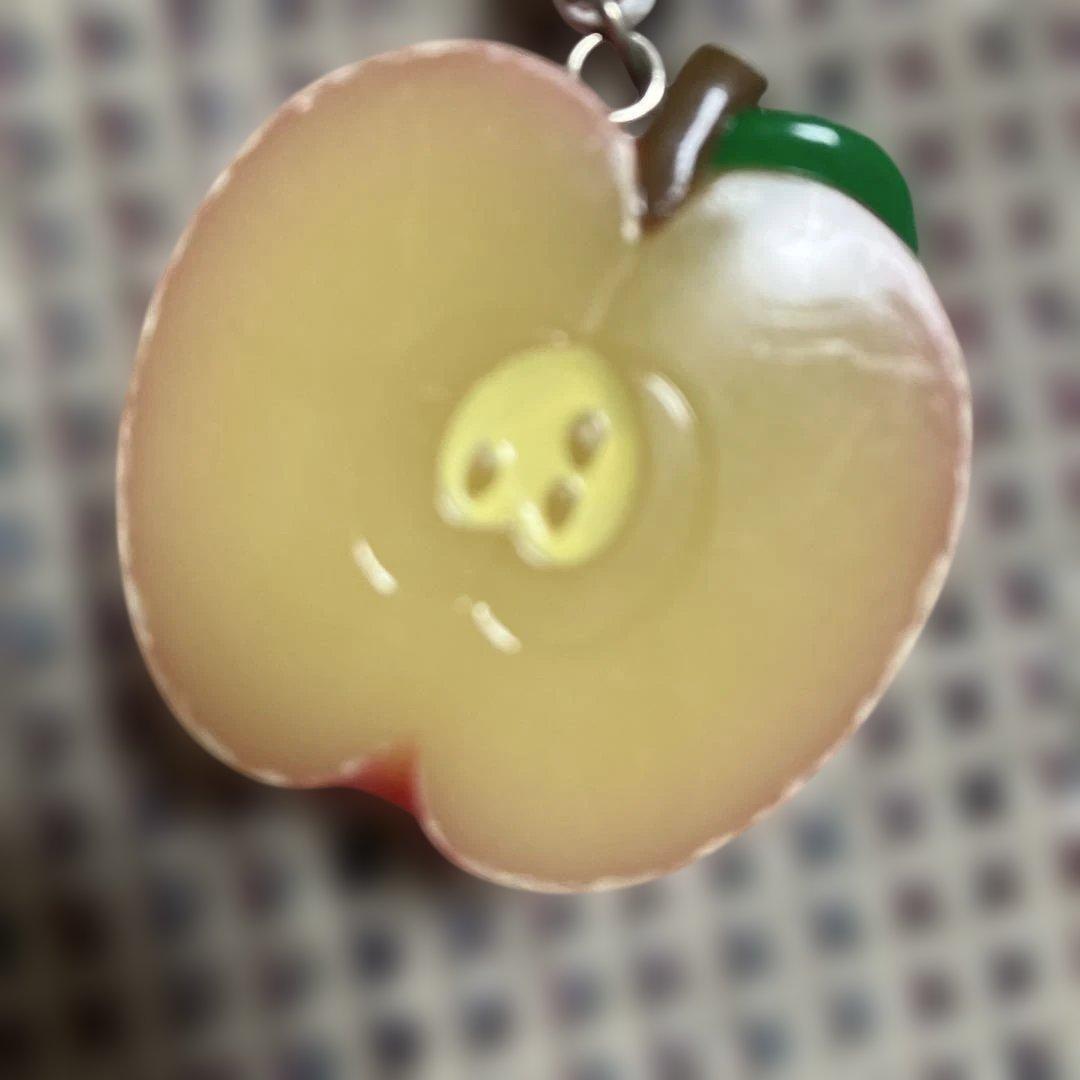 レア　ハローキティ リンゴ ストラップ