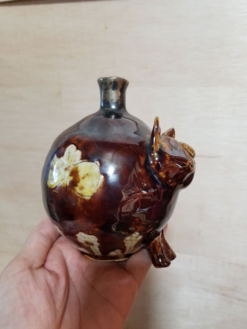 九谷焼　林大輔　猫　一輪挿し　花瓶　作家　陶磁器