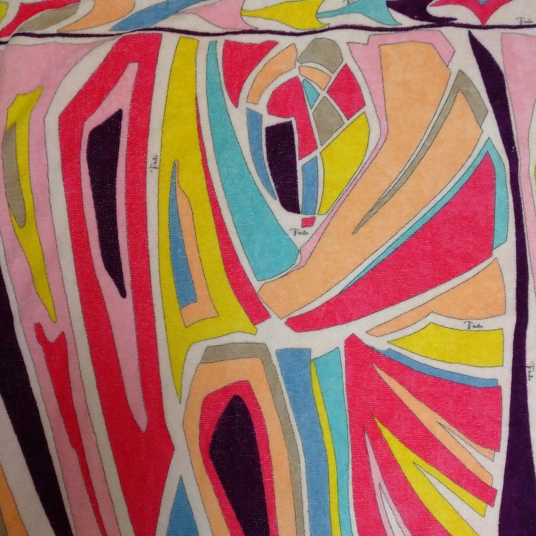 EMILIO PUCCI／エミリオプッチ大判バスタオル