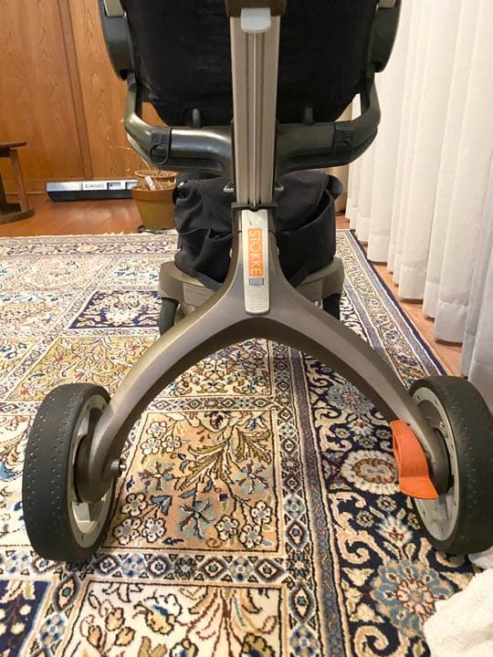 STOKKE　ストッケ　エクスプローリーV4