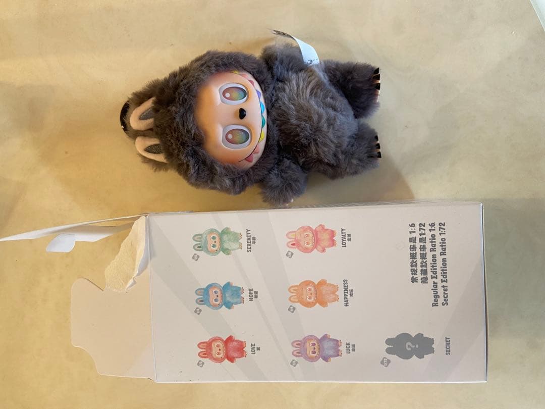 POPMART LABUBU SECRET ぬいぐるみ·マスコット（正規品）