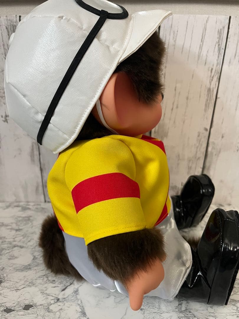 JRA【非売品】 ジャスティンパレス勝負服モンチッチ ジョッキー ぬいぐるみ