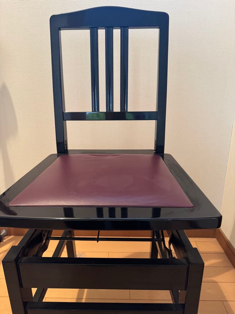 ピアノ　トムソン椅子　peacock