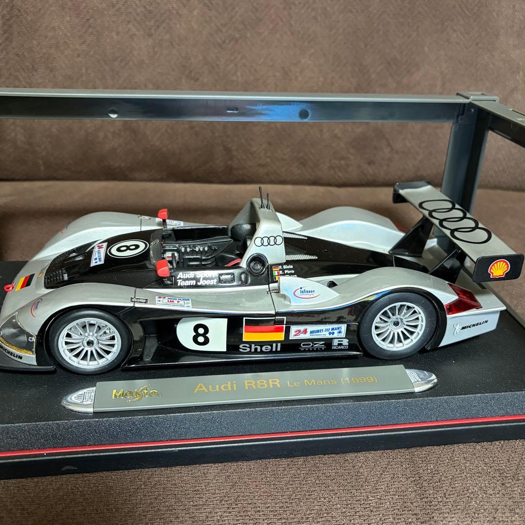 ともきち　ミニカー 1/18 ２台