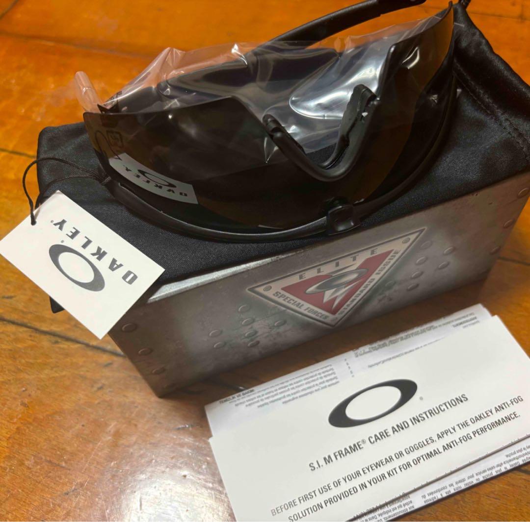 個人装備 Oakley industrial M-FRAME 2.0 Grey