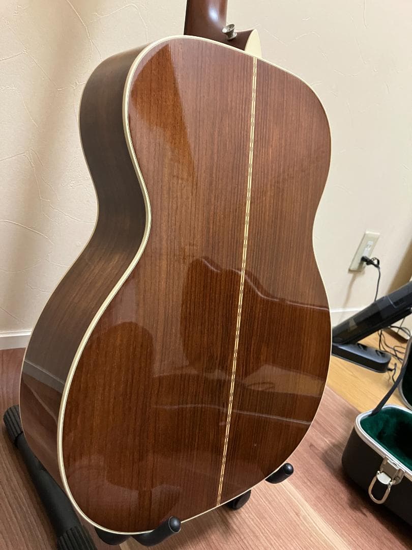 Martin OOO-28 2007年製　ケース付き