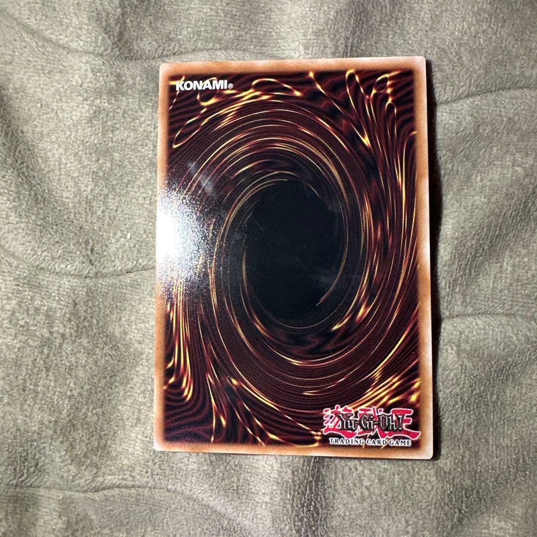 キ*リ様 真紅眼の黒竜 ナイキコラボ NKC1-EN002 シークレットレア