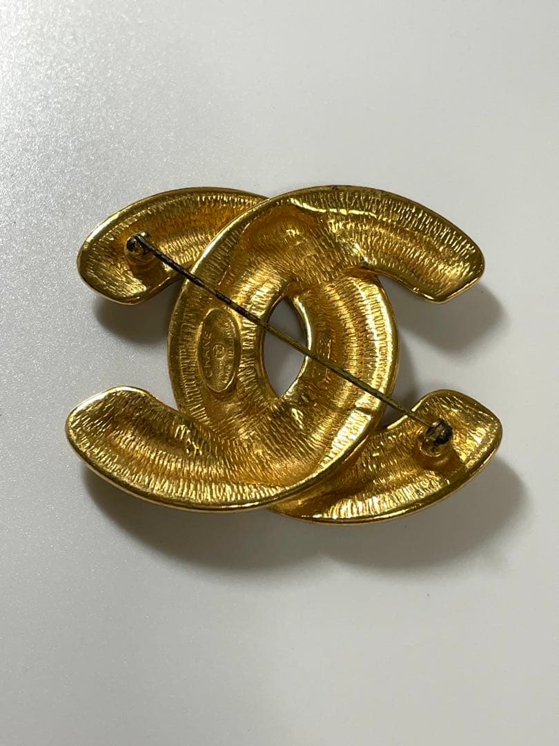 シャネル CHANELヴィンテージ　ココマーク　マトラッセ ブローチ　ゴールド