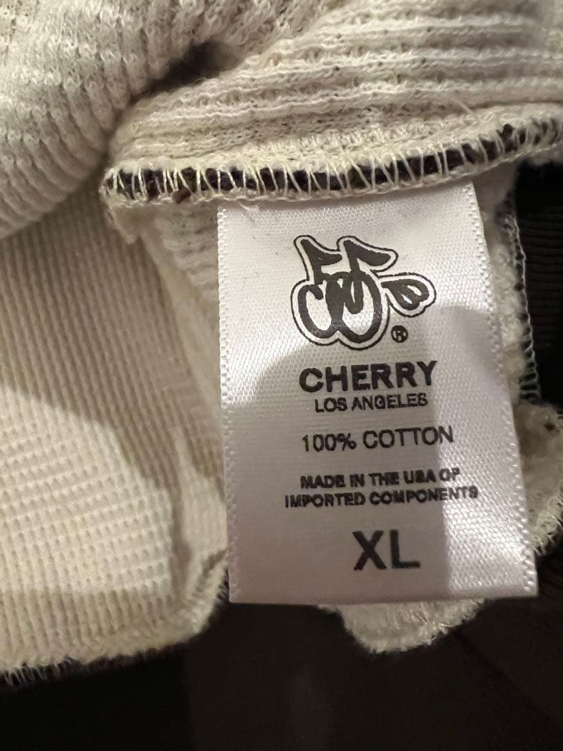 Cherry Los Angeles サーマルパーカー