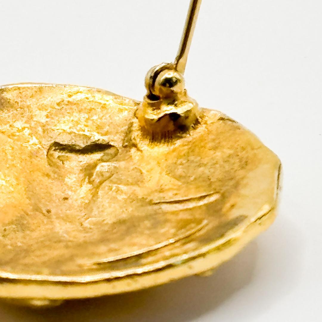 レア 美品 シャネル ブローチ ライオン モチーフ ゴールド GP ラウンド