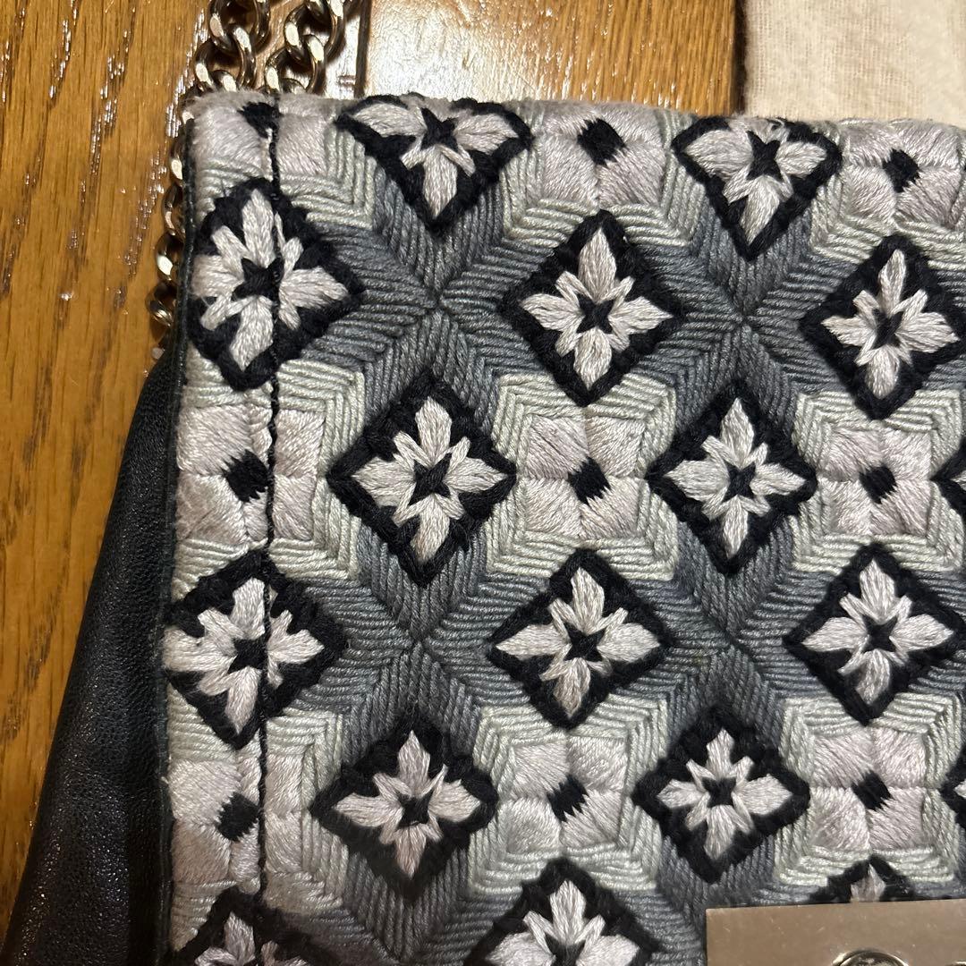 Chloé 刺繍デザイン チェーンハンドバッグ　美品 アンティーク