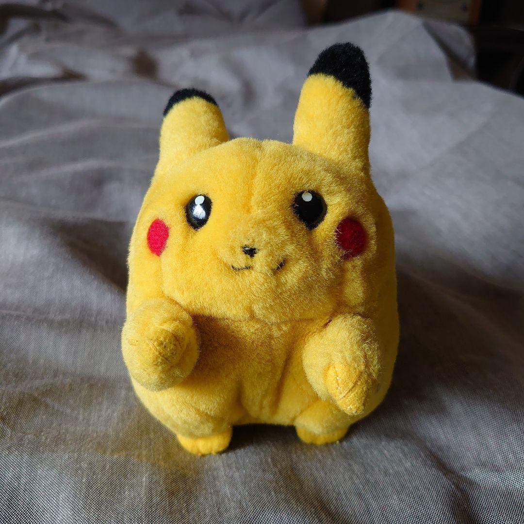 本日発送可能❗【希少】【レトロ】初期 ピカチュウ ぬいぐるみ