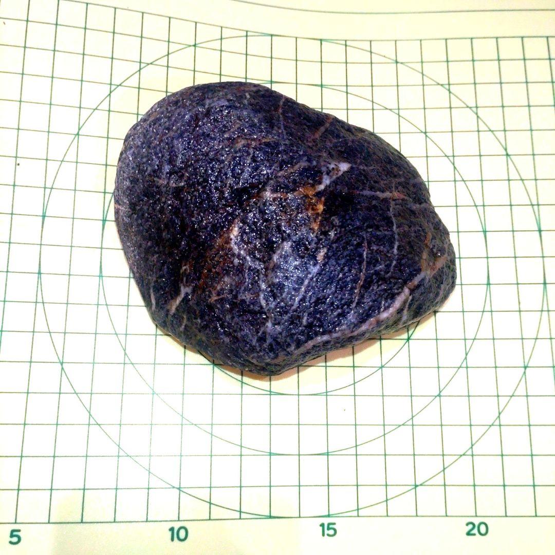 糸魚川産?黒翡翠