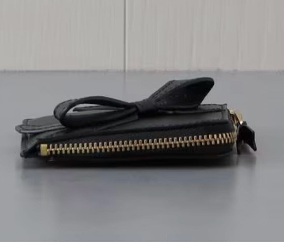 新品 wallet COMME des GARCONS big bowzip財布