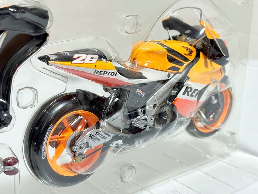 ミニチャンプス 1/12 ホンダ RC211V ダニ・ペドロサ 2006