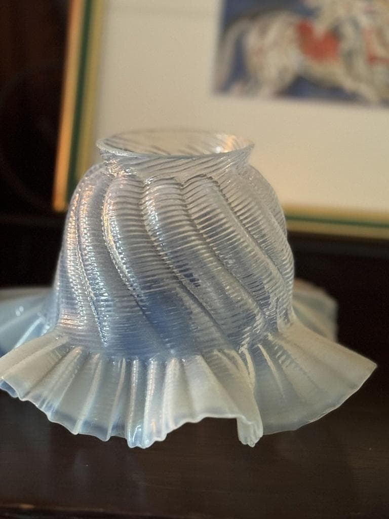 アンティーク　オパールセンド　ランプシェード フリル