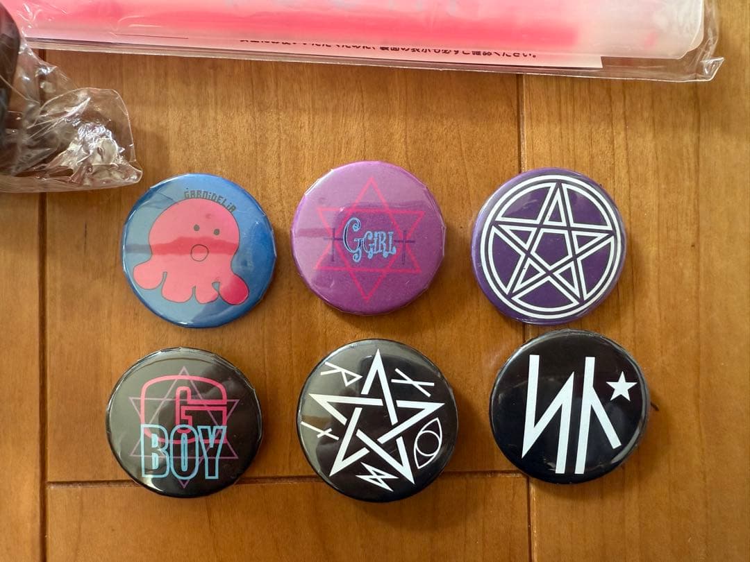 ガルニデリア　グッズ　サイリウム、バッジ、ラバーバンド+追加ラバーバンド