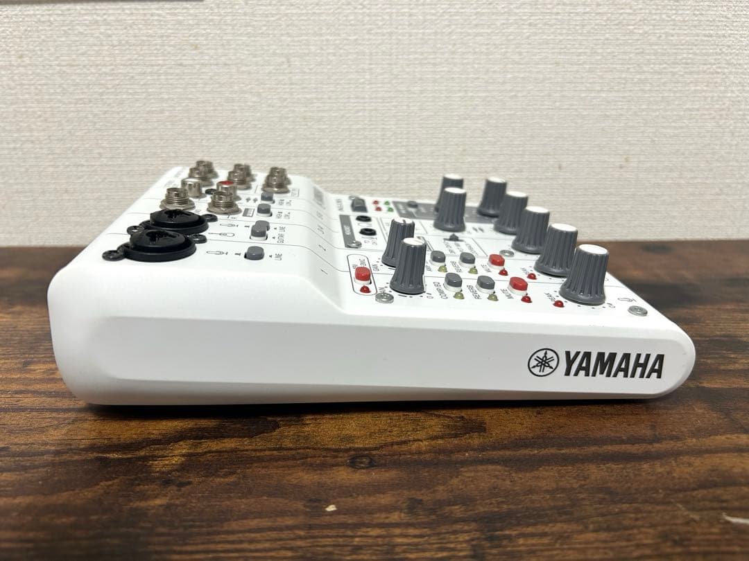 YAMAHA AG06MK2 オーディオインターフェース／ケース付き