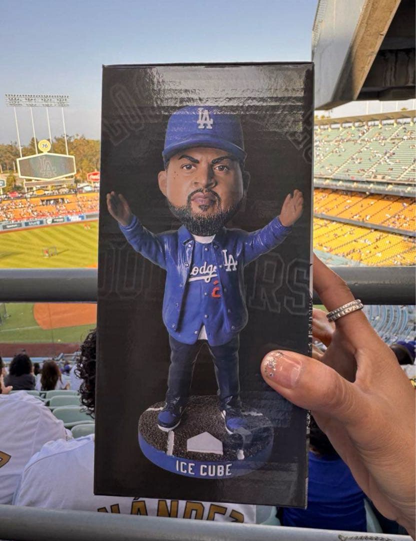 ICE CUBE ボブルヘッド　ドジャース　来場者限定　スタジアム配布