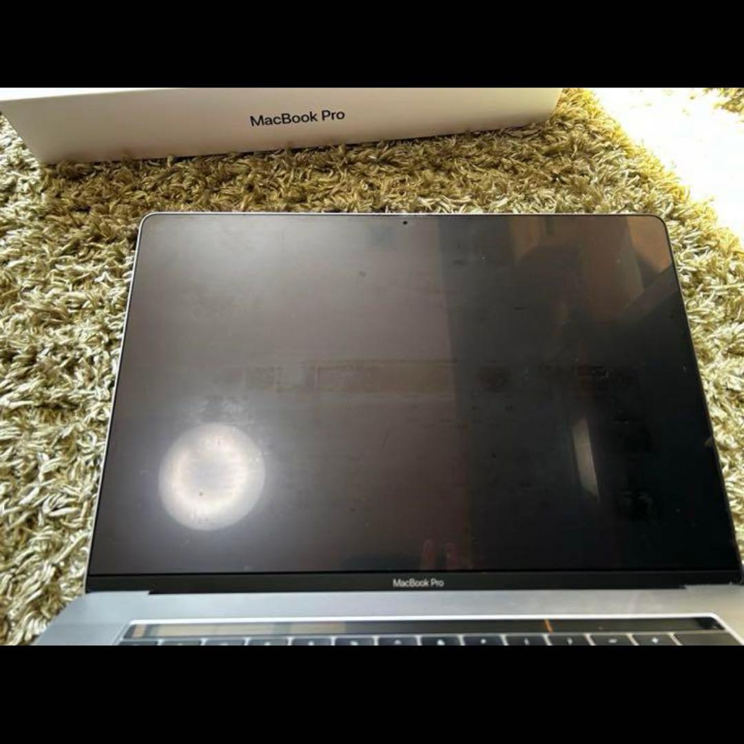 【大SALE】50万以上　APPLE MacBook Pro 2TB ケース付き