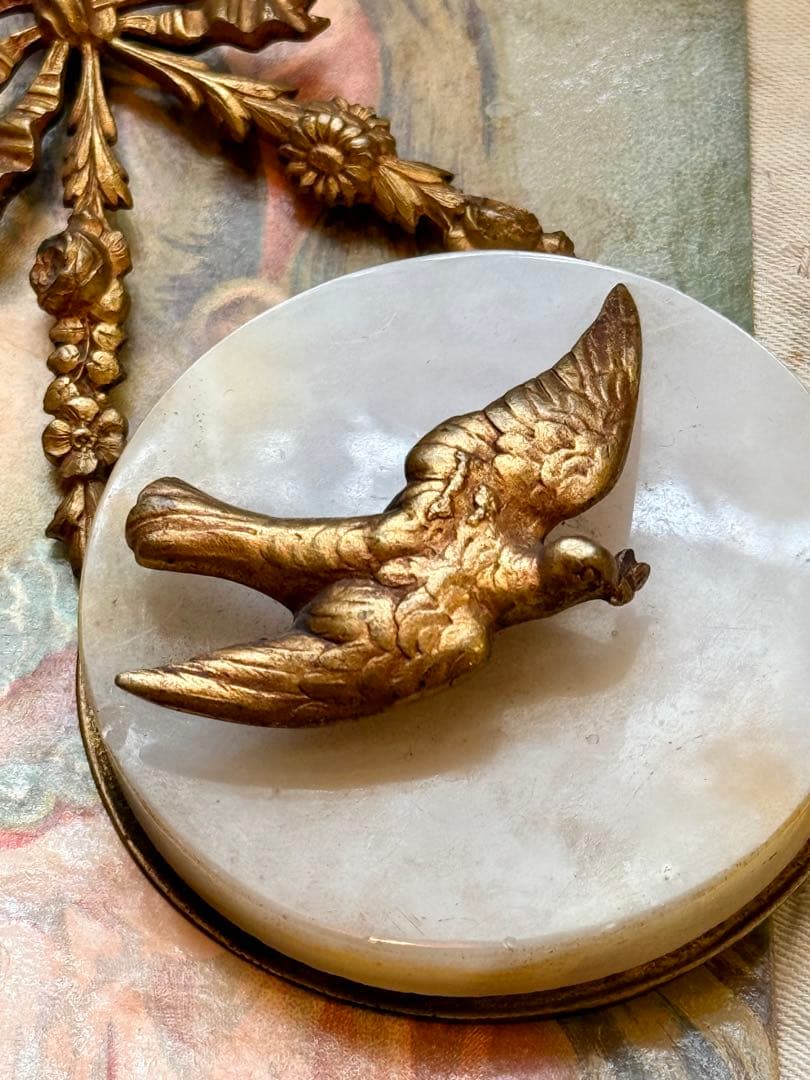 フランス　アンティーク　＊鳥のモチーフ&リボンフレーム＊　飾り　大理石