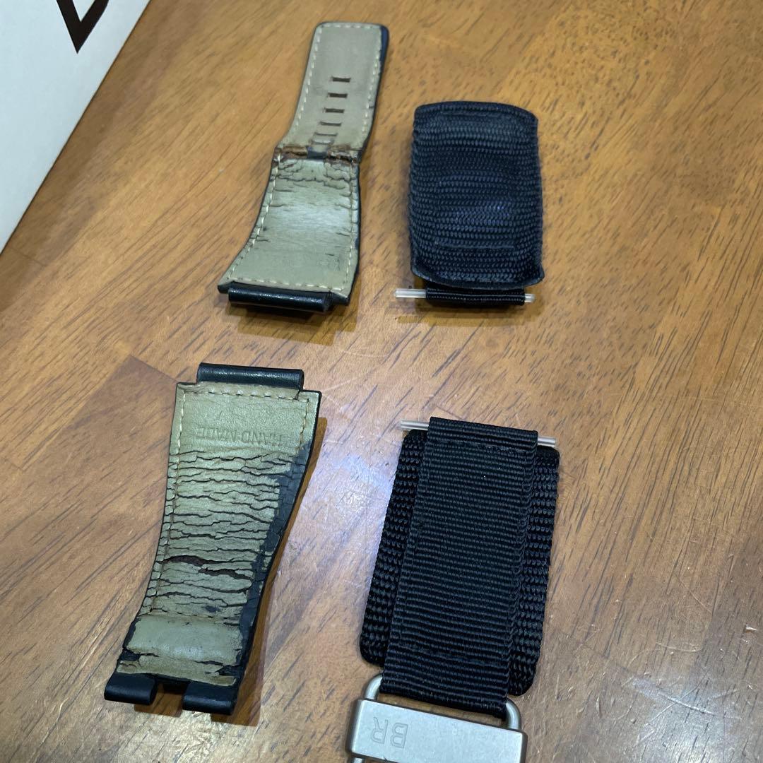 水　廃盤　ベル＆ロス/Bell＆Ross BR-01 ホワイト文字盤