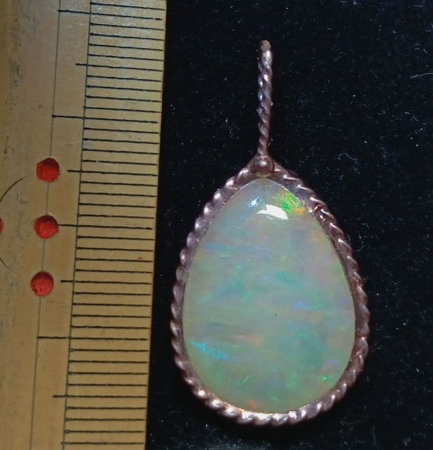 ❤❤ぷーさん（他3点、計4点）大粒〚オパール〛滴型ペンダント✨✨